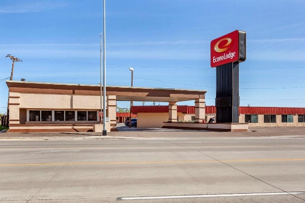 Econo Lodge Clovis image 2